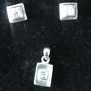 Earrings & Pendant set